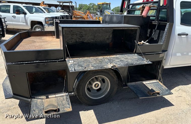 image for item DK6633 2016 Chevrolet Silverado 3500 HD Crew Cab flatbed pickup truck