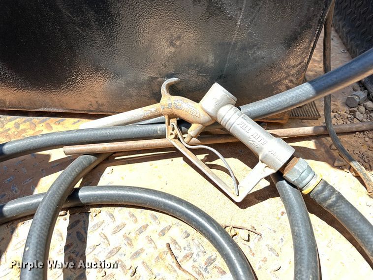 image for item DK6633 2016 Chevrolet Silverado 3500 HD Crew Cab flatbed pickup truck