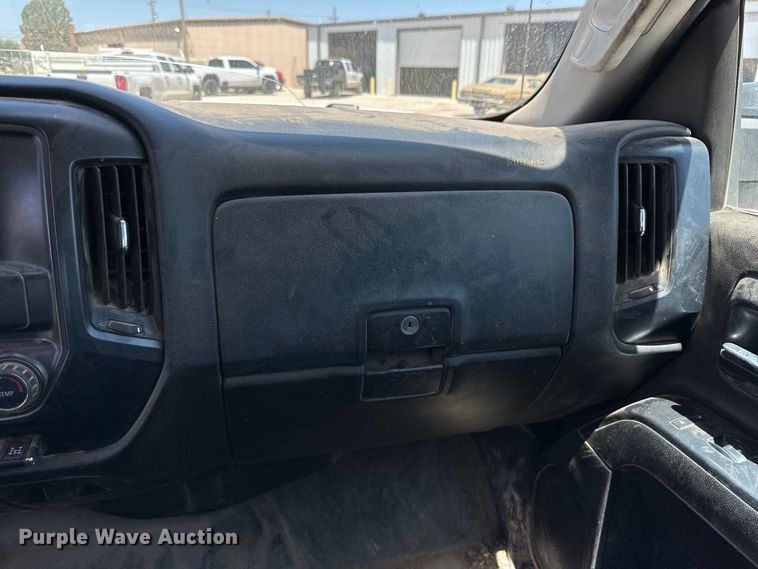 image for item DK6633 2016 Chevrolet Silverado 3500 HD Crew Cab flatbed pickup truck