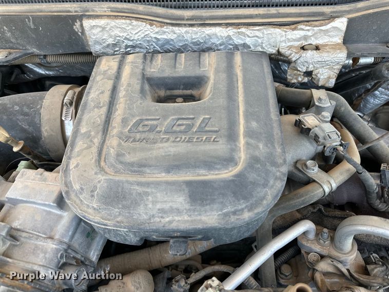 image for item DK6633 2016 Chevrolet Silverado 3500 HD Crew Cab flatbed pickup truck