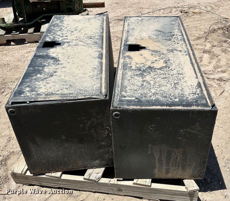 image for item DK6638 (2) toolboxes