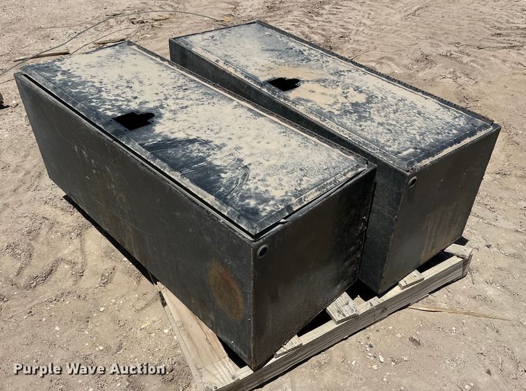 image for item DK6638 (2) toolboxes