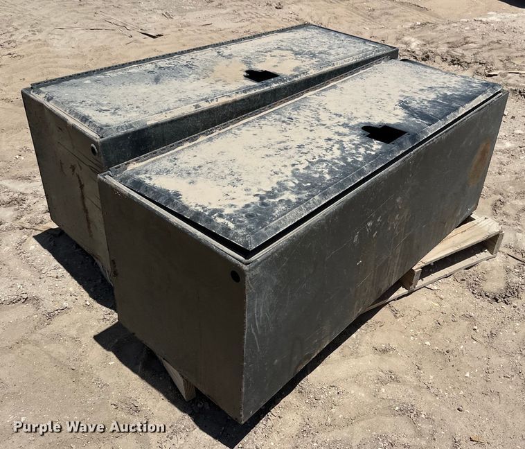 image for item DK6638 (2) toolboxes