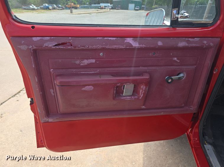 image for item DM1695 1985 Dodge Ram Charger SUV