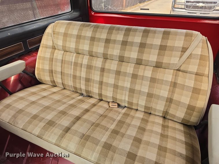 image for item DM1695 1985 Dodge Ram Charger SUV