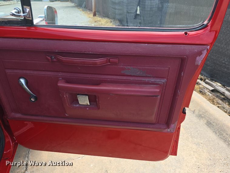 image for item DM1695 1985 Dodge Ram Charger SUV