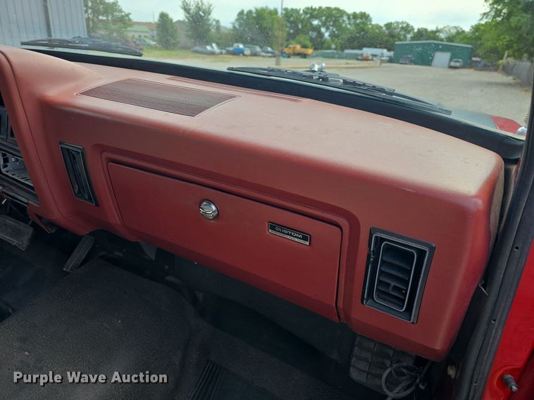 image for item DM1695 1985 Dodge Ram Charger SUV