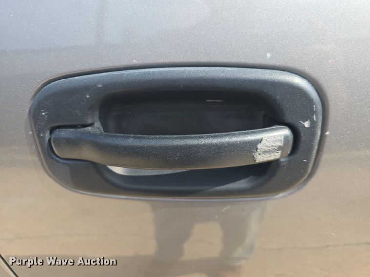 image for item DM1696 2006 Chevrolet Silverado 1500 Crew Cab pickup truck