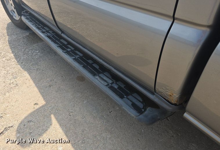 image for item DM1696 2006 Chevrolet Silverado 1500 Crew Cab pickup truck