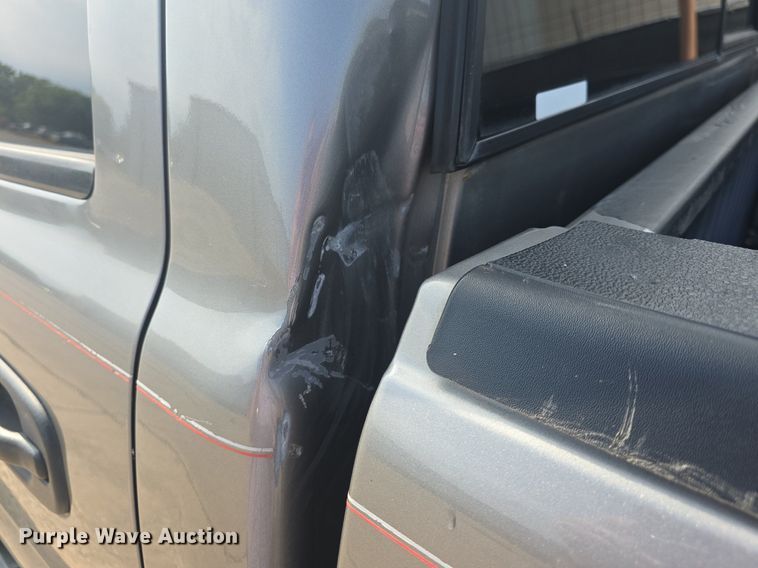 image for item DM1696 2006 Chevrolet Silverado 1500 Crew Cab pickup truck