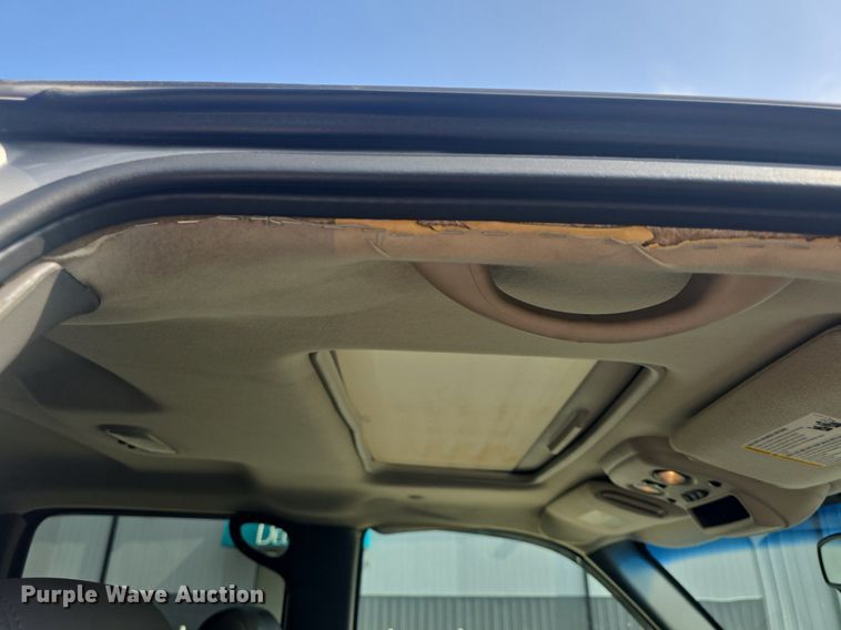 image for item DM1696 2006 Chevrolet Silverado 1500 Crew Cab pickup truck