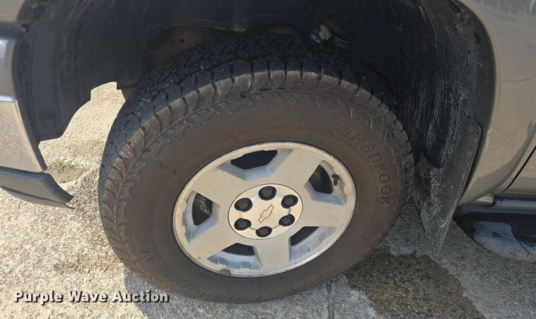 image for item DM1696 2006 Chevrolet Silverado 1500 Crew Cab pickup truck