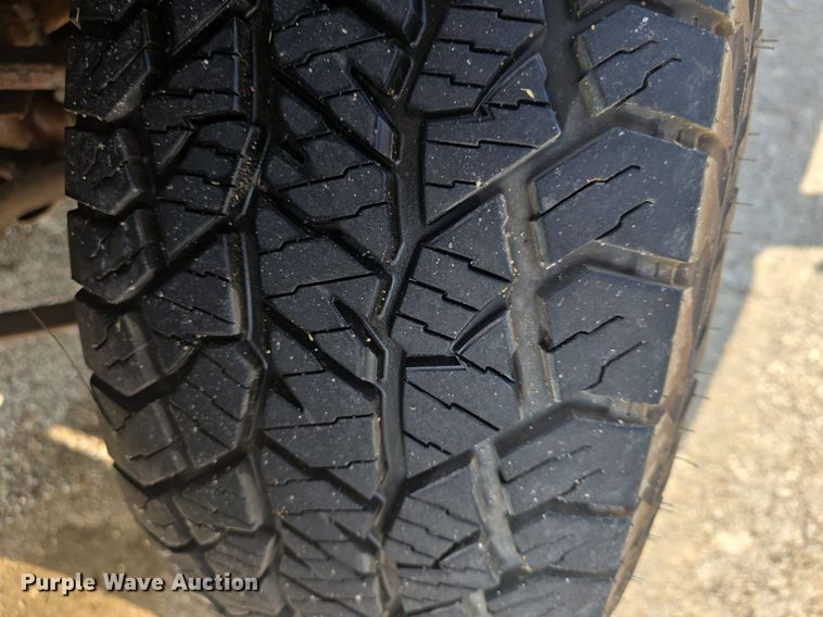 image for item DM1696 2006 Chevrolet Silverado 1500 Crew Cab pickup truck