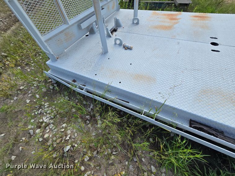 image for item DM1704 Winch truck bed
