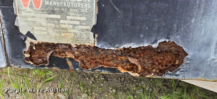 image for item DM1705 1988 W-W enclosed cargo trailer