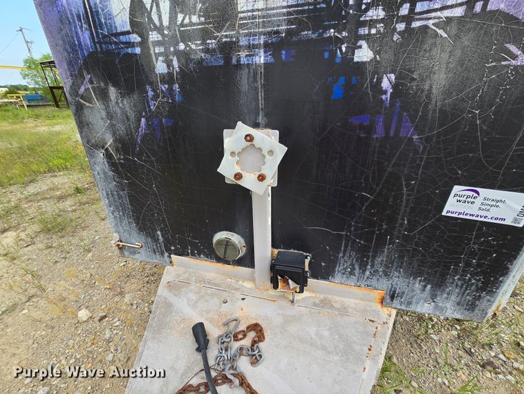 image for item DM1705 1988 W-W enclosed cargo trailer