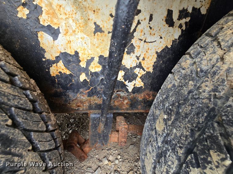 image for item DM1705 1988 W-W enclosed cargo trailer