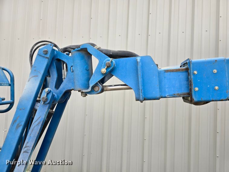 image for item DM1706 2006 Genie Z3020N boom lift