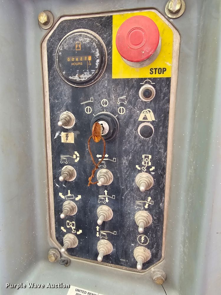 image for item DM1706 2006 Genie Z3020N boom lift