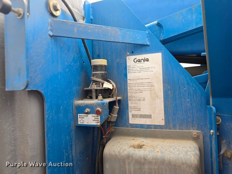 image for item DM1706 2006 Genie Z3020N boom lift