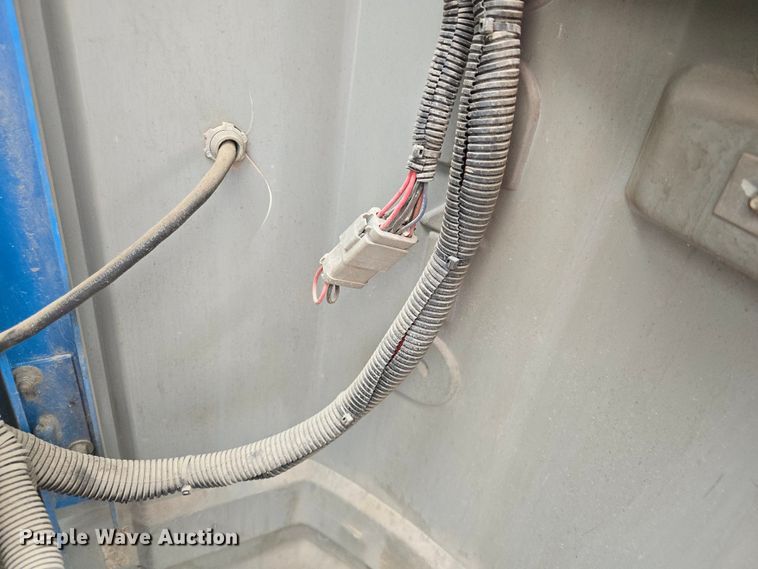 image for item DM1706 2006 Genie Z3020N boom lift