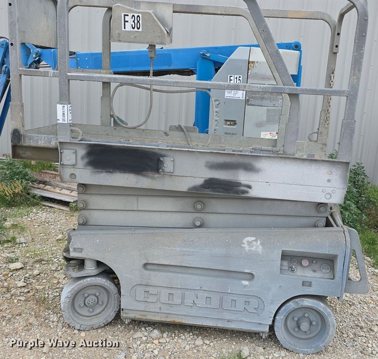 image for item DM1716 Condor V1833XL scissor lift