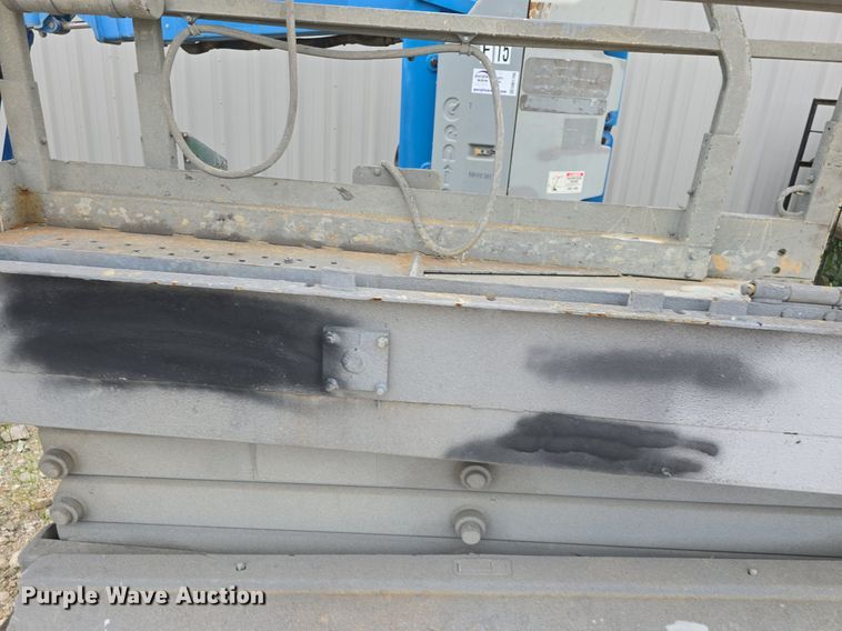 image for item DM1716 Condor V1833XL scissor lift