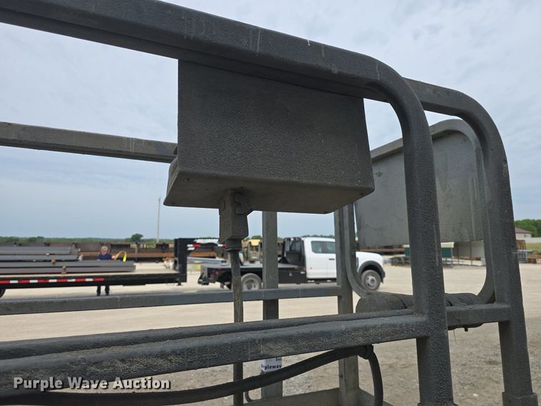 image for item DM1716 Condor V1833XL scissor lift