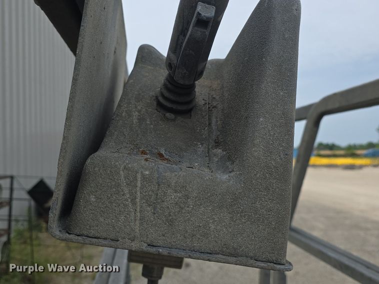 image for item DM1716 Condor V1833XL scissor lift