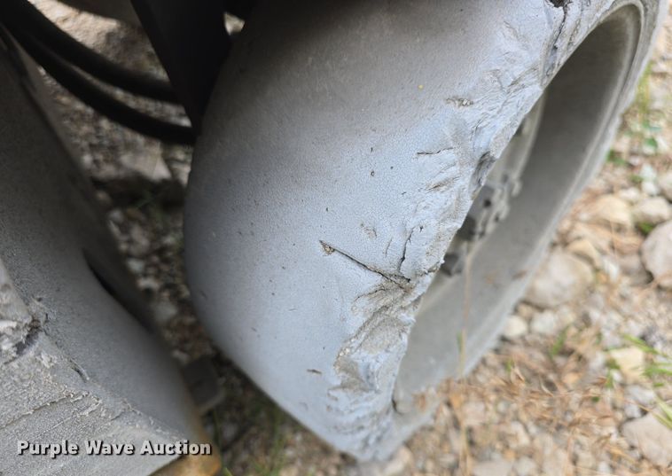 image for item DM1716 Condor V1833XL scissor lift