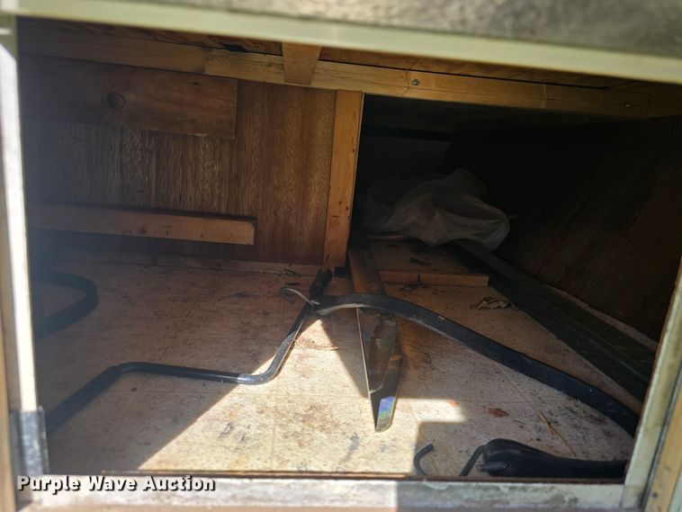 image for item DM1717 2000 Dutchmen Classic camper