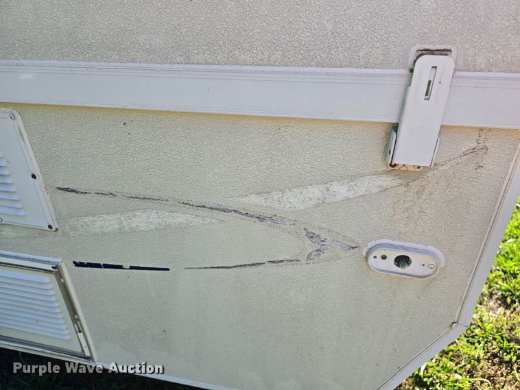 image for item DM1717 2000 Dutchmen Classic camper