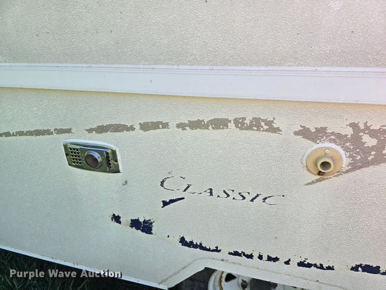 image for item DM1717 2000 Dutchmen Classic camper