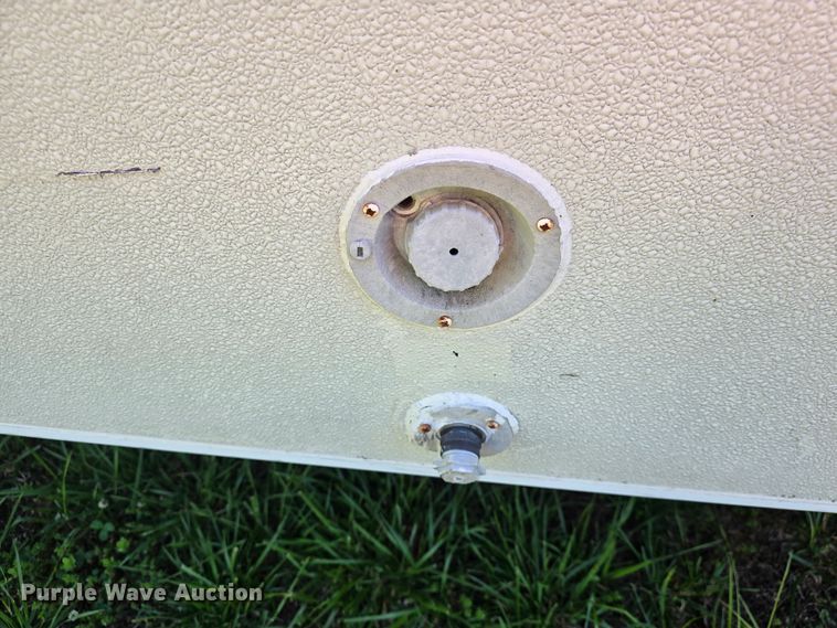 image for item DM1717 2000 Dutchmen Classic camper