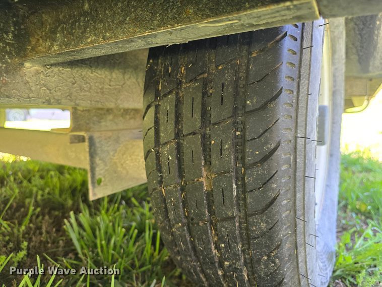 image for item DM1717 2000 Dutchmen Classic camper