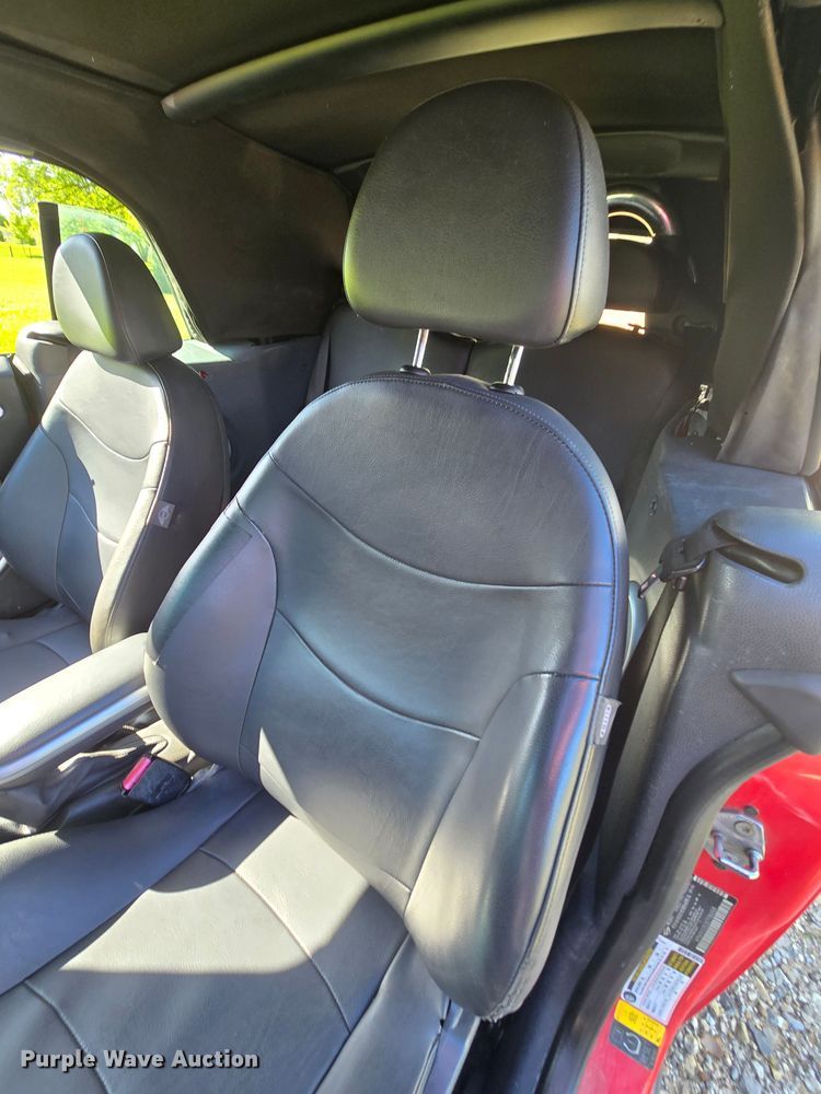 image for item DM1718 2006 Mini Cooper S convertible