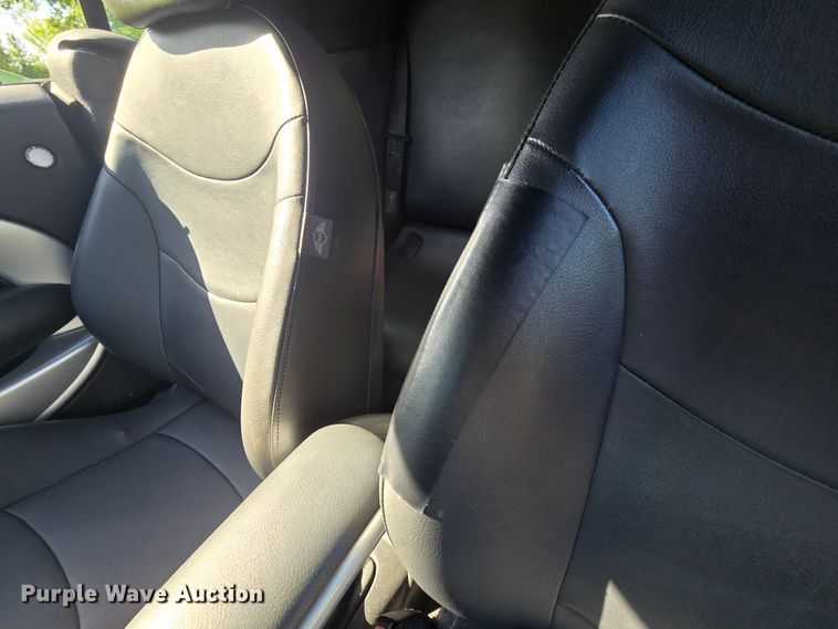 image for item DM1718 2006 Mini Cooper S convertible