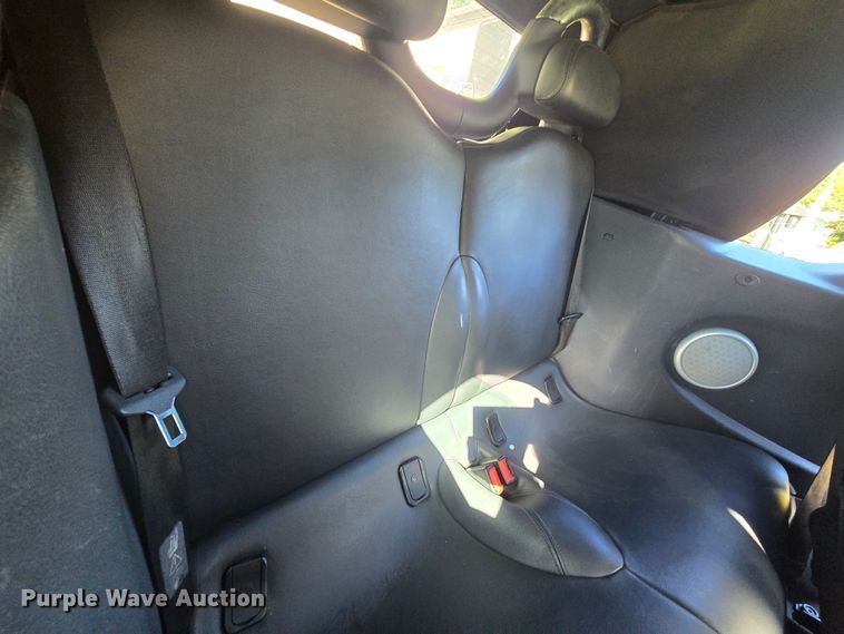 image for item DM1718 2006 Mini Cooper S convertible