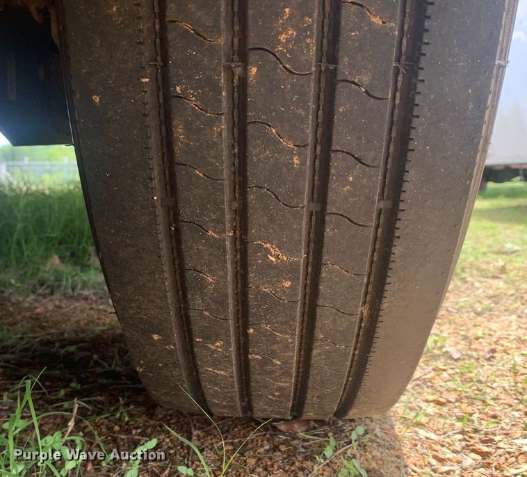 image for item DM7856 2012 CM 20' Cargo gooseneck enclosed cargo trailer