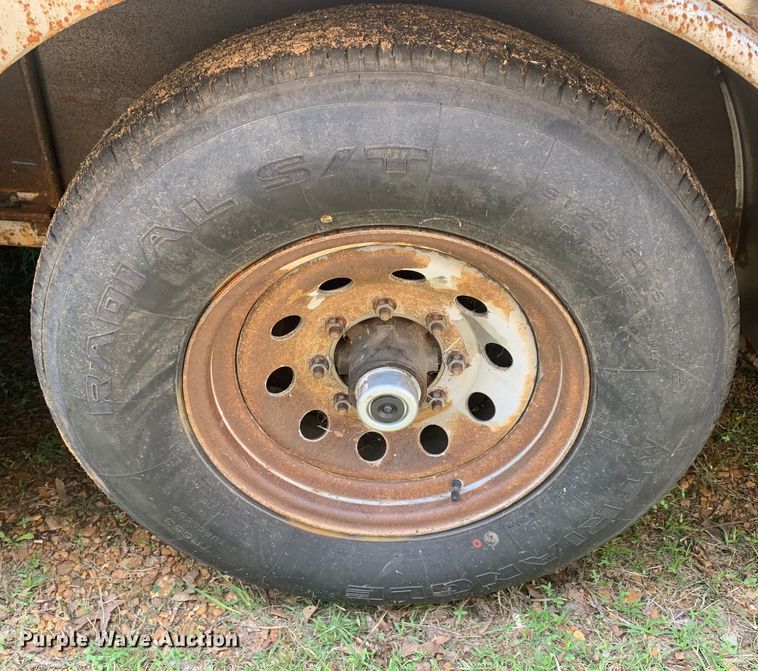 image for item DM7856 2012 CM 20' Cargo gooseneck enclosed cargo trailer