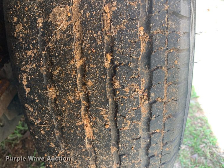 image for item DM7856 2012 CM 20' Cargo gooseneck enclosed cargo trailer