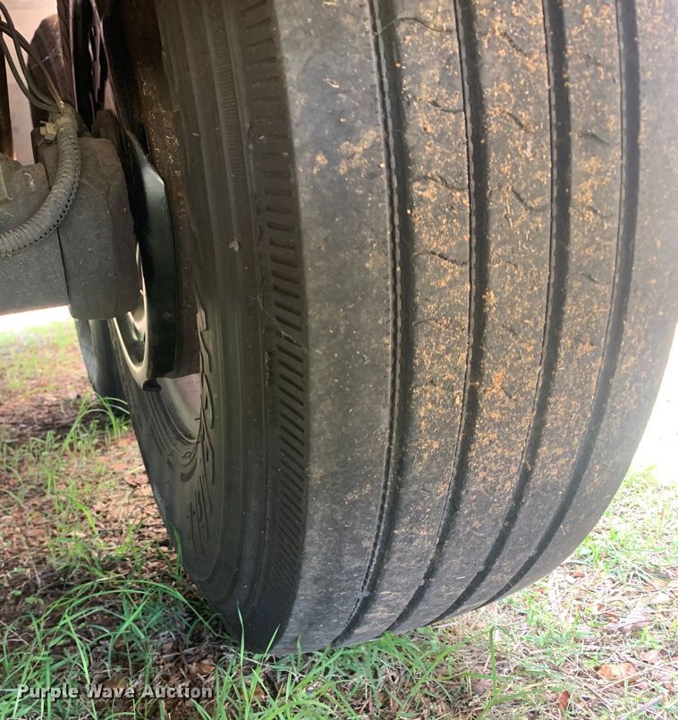 image for item DM7856 2012 CM 20' Cargo gooseneck enclosed cargo trailer