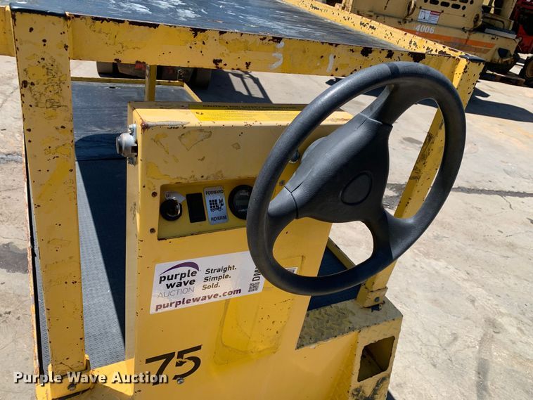 image for item DM7863 2016 Pack Mule SC-775-6AC utility cart