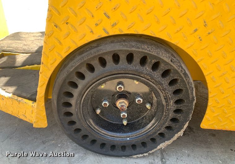 image for item DM7863 2016 Pack Mule SC-775-6AC utility cart