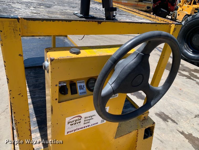 image for item DM7864 2014 Pack Mule SC-775-6CA utility cart