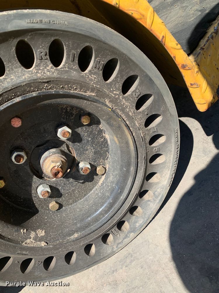 image for item DM7868 2016 Pack Mule SC-775-6AC utility cart