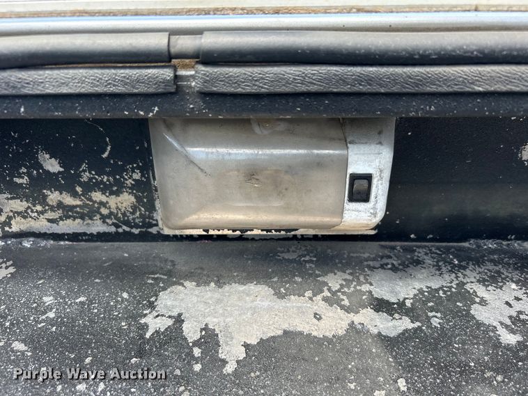 image for item DO1139 2006 Chevrolet C4500 flatbed truck