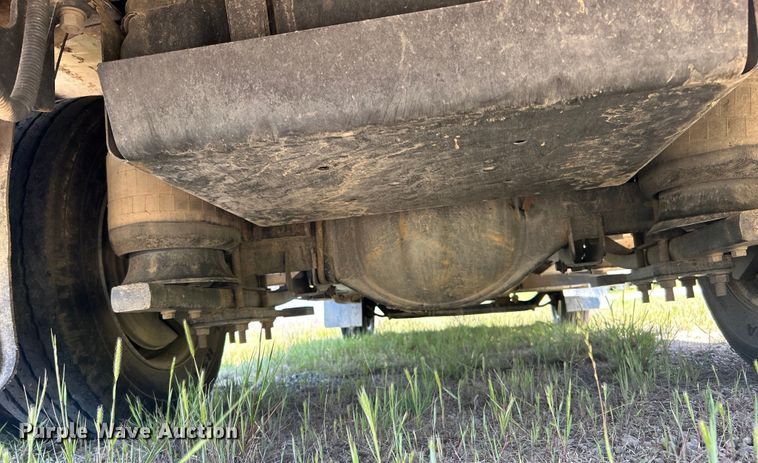 image for item DO1139 2006 Chevrolet C4500 flatbed truck