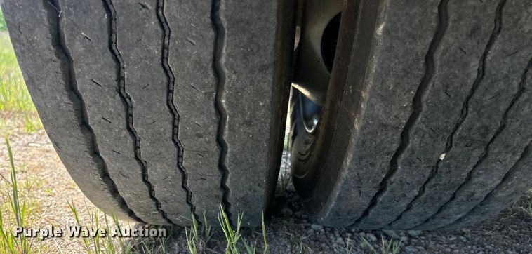 image for item DO1139 2006 Chevrolet C4500 flatbed truck