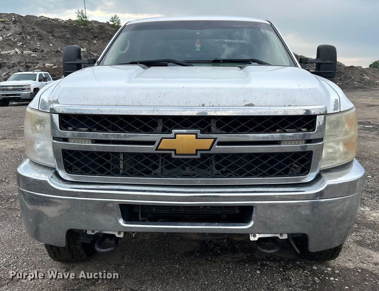 image for item DO6483 2014 Chevrolet  Silverado 2500HD Crew Cab pickup truck